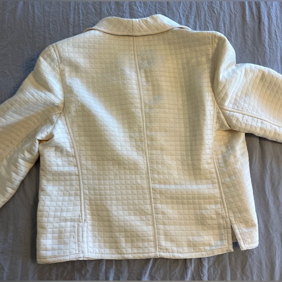 Quilted White Blazer Lined Harve Benard, women’s size 16W Long Sleeve Fold Cuff - Picture 6 of 13